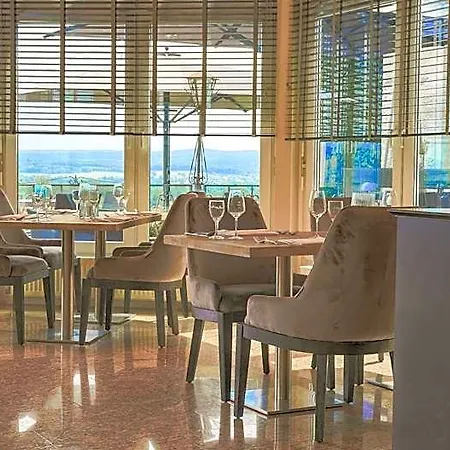 Hotel Altes Zollhaus 4*